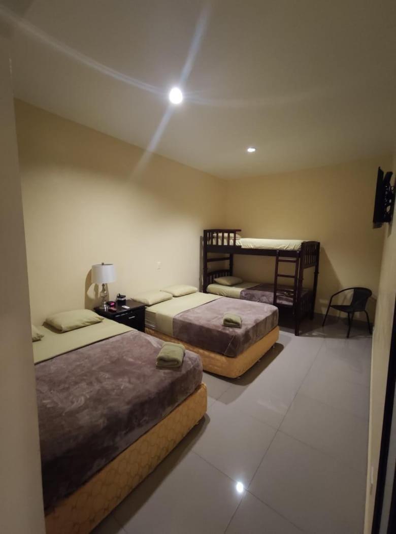 Airport Inn Managua Extérieur photo